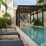 Piscina Privada Con Gran Comodidad.